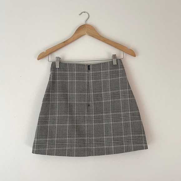 Aritzia wilfred plaid skirt - Picture 3 of 3